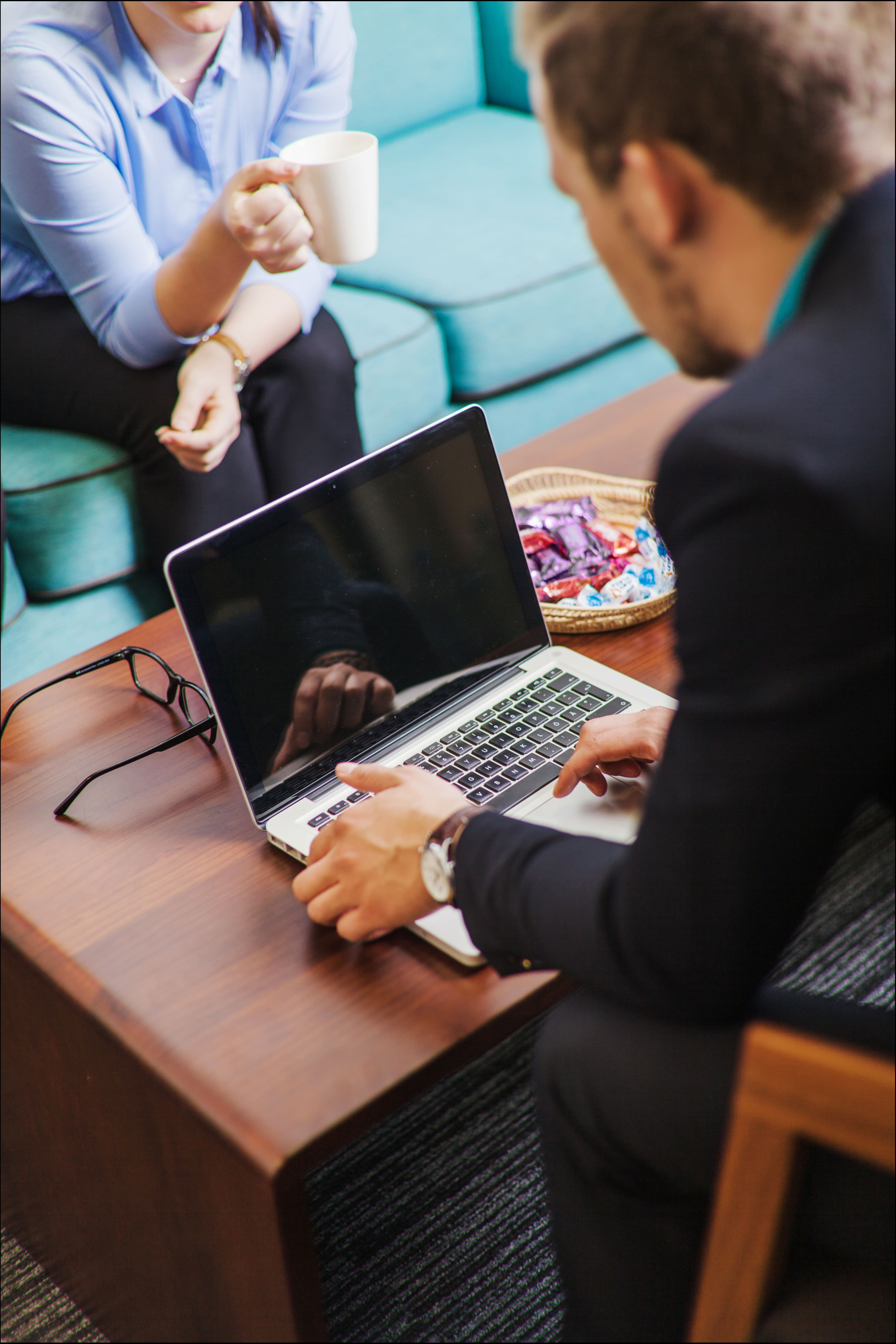 Expert PRO services for business documentation and licensing